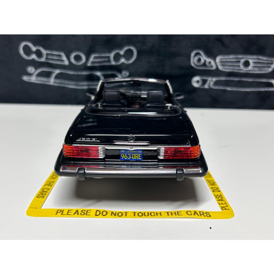 norev 1/18 Mercedes Benz 450SL R107 US-Version American Giggolo 1979　ブラック　メルセデス　ベンツ　ノレブ｜garage-forza｜04