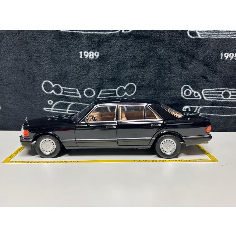 norev 1/18 Mercedes Benz 560 SEL W126 1989　ブラック　メルセデス　ベンツ　ノレブ 
