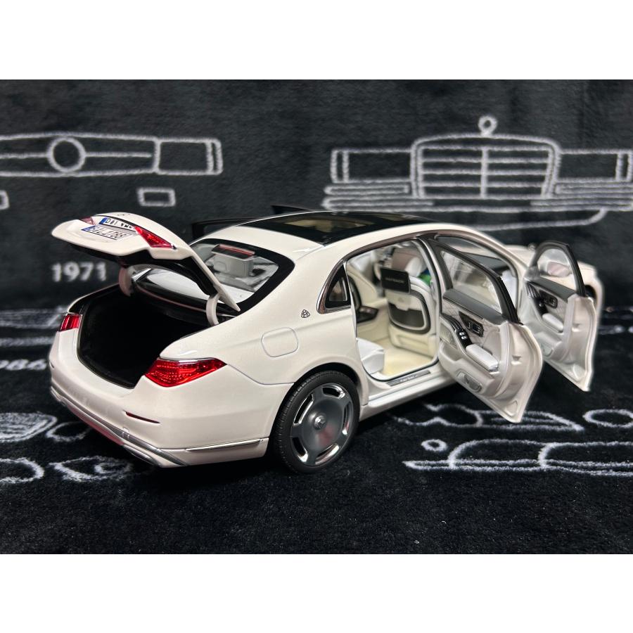 norev 1/18 Mercedes Benz Maybach S 680 4Matic 2021 ホワイトメタリック メルセデス ベンツ マイバッハ ノレブ ミニカーの画像