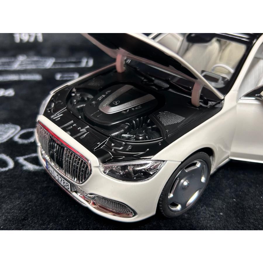 norev 1/18 Mercedes Benz Maybach S 680 4Matic 2021 ホワイトメタリック メルセデス ベンツ マイバッハ ノレブ ミニカーの画像