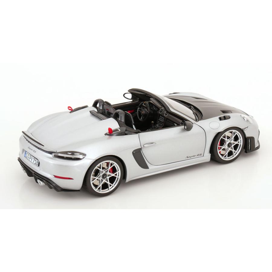 Porsche 718 Spyder RS Pack Weissach 2023 Forestgreenmetallic 1/18