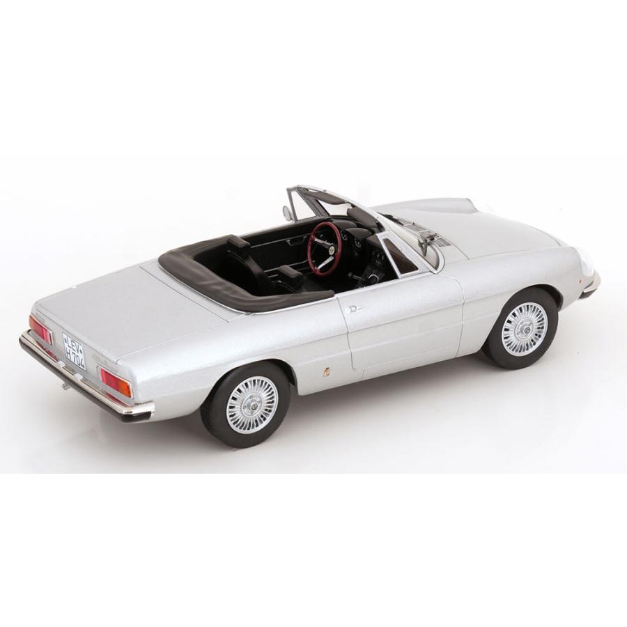 norev 1/18 Alfa Romeo 2000 Spider 1973 シルバー アルファロメオ ノレブ ミニカーの画像
