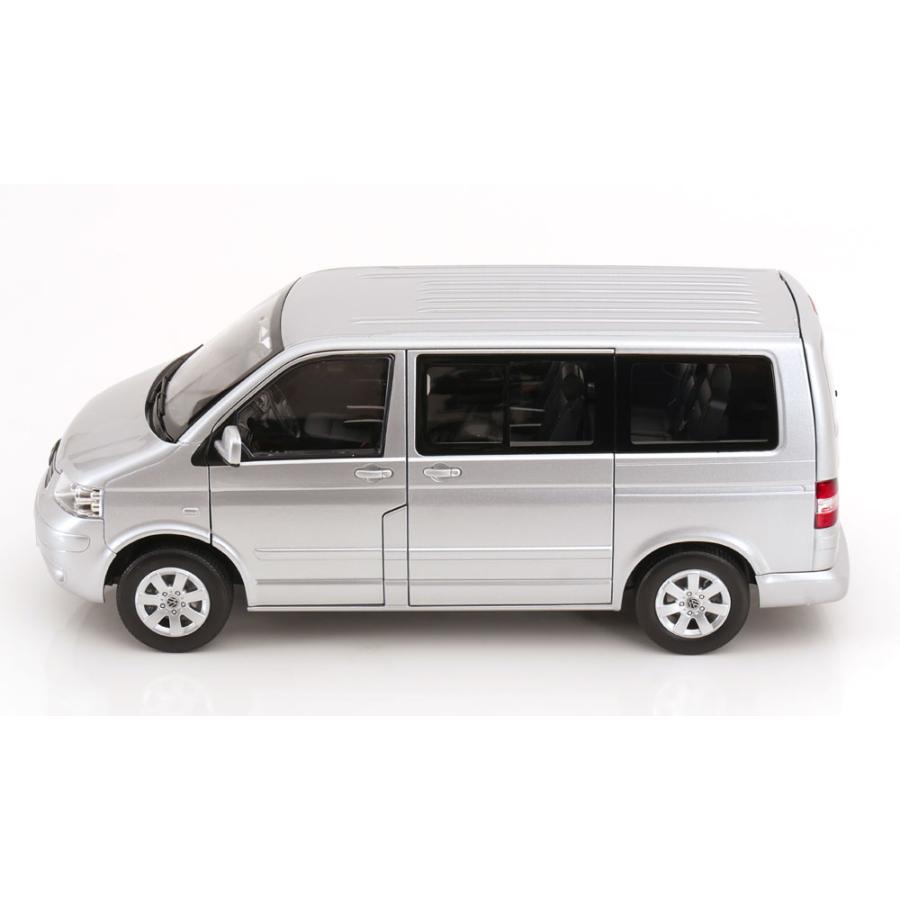 フォルクスワーゲン　Concept R シルバー　ノレブ　ミニカー norev 1/18 VW T5 Multivan 2003 シルバー ワーゲン ノレブ ミニカー