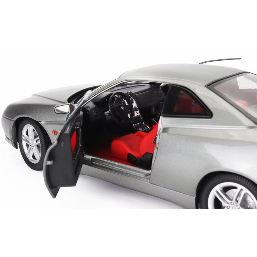 ＜予約品＞ Mitica 1/18 Alfa Romeo GTV 2.0 V6 TB 1998 GRIGIO TITANIO アルファロメオの画像