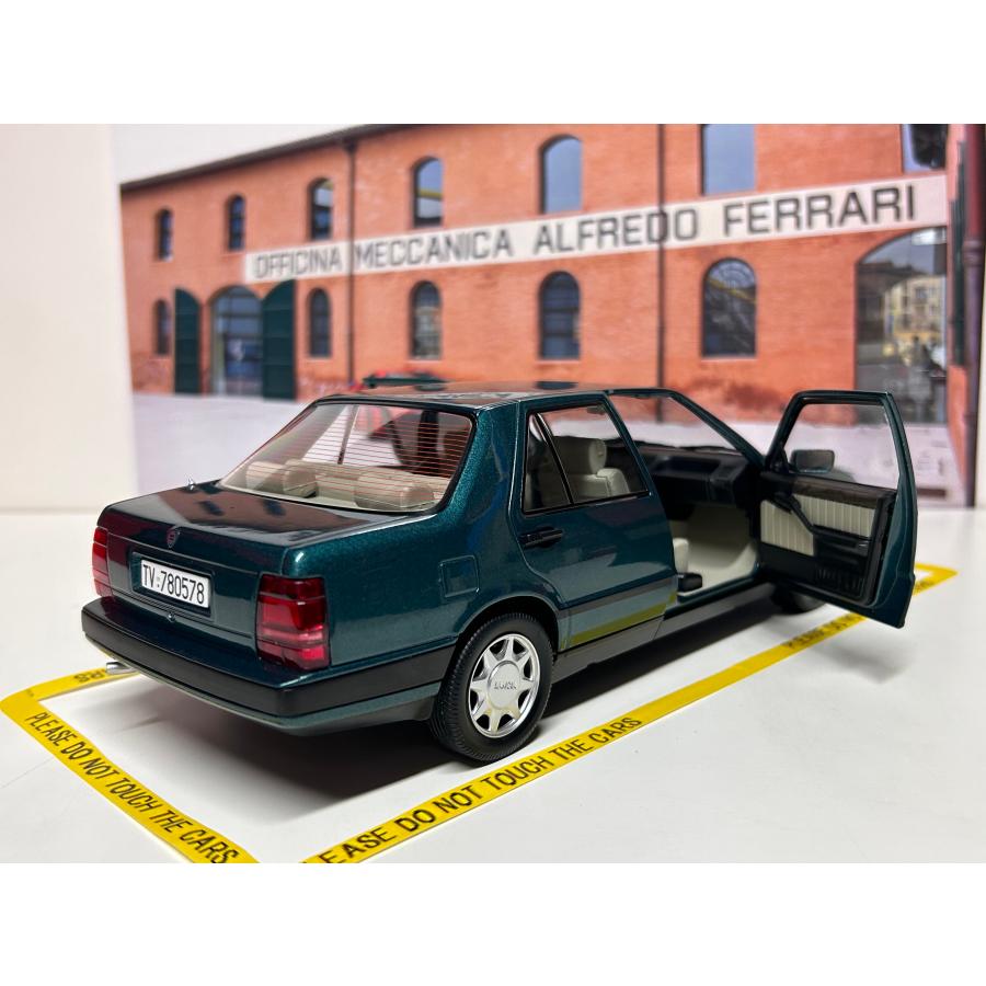 Mitica 1/18 LANCIA THEMA Turbo 16V LX 1991 グリーンメタリック
