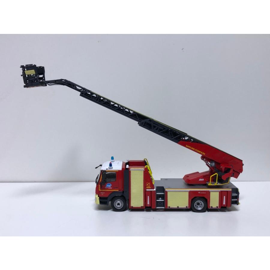 1/43 消防車コレクションばらし Mercedes Benz Atego 1627 Feuerwehr