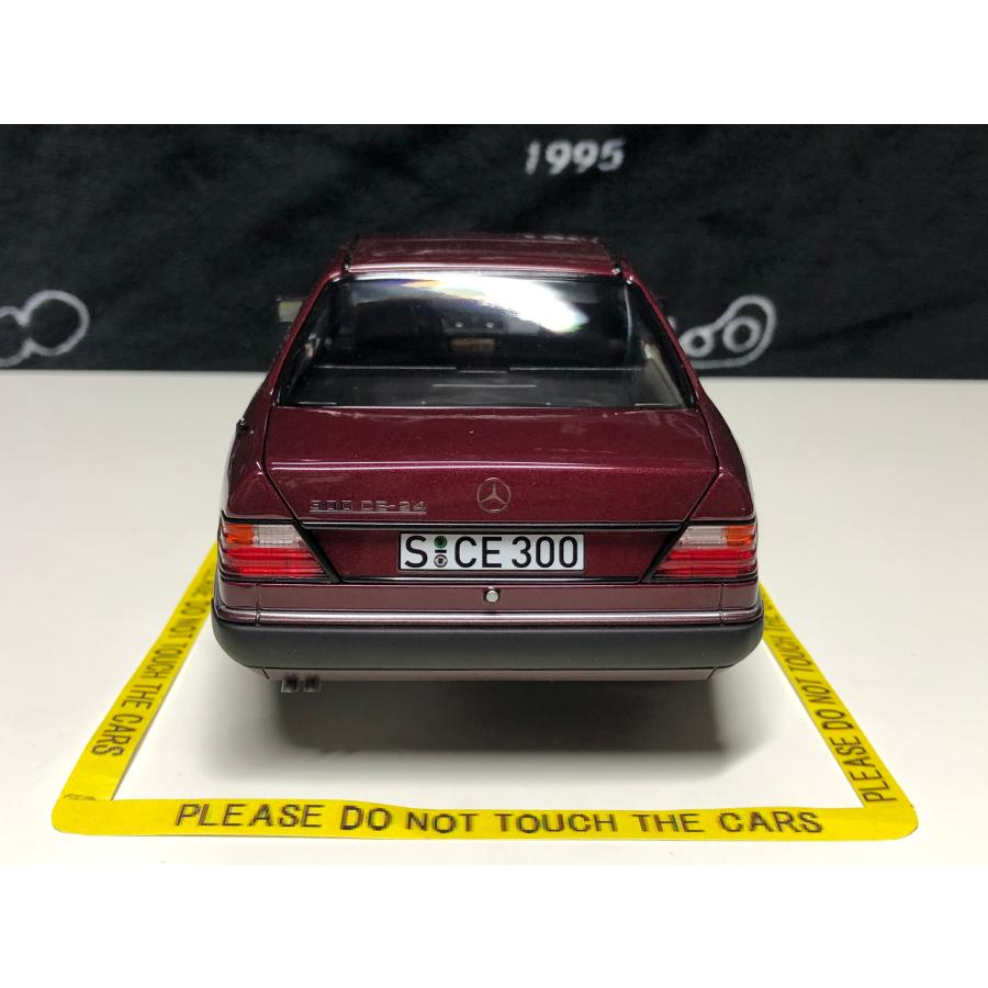 norev 1/18 Mercedes Benz 300 CE Coupe 1990 almandine red norev 1/18 Mercedes Benz 300 CE Coupe 1990 almandine red