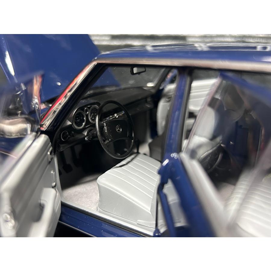 norev 1/18 Mercedes Benz 200 W115 1973-1976 ブルー メルセデス