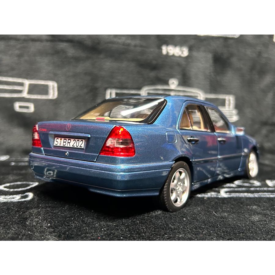 norev 1/18 Mercedes Benz C 200 W202 1997-2000 Aquamarine norev 1/18 Mercedes Benz C 200 W202 1997-2000 Aquamarine