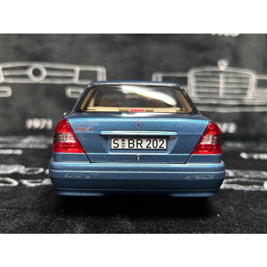norev 1/18 Mercedes Benz C 200 W202 1997-2000 Aquamarine norev 1/18 Mercedes Benz C 200 W202 1997-2000 Aquamarine