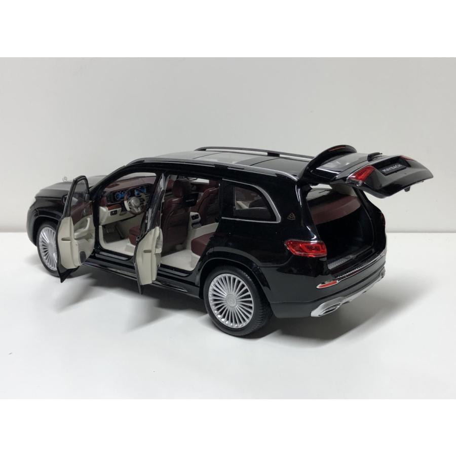 Jadi 1/18 Mercedes Benz Maybach GLS 600 4Matic obsidian black