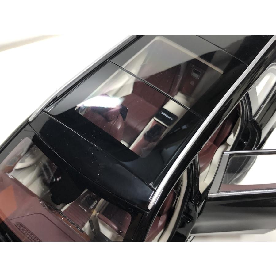 Jadi 1/18 Mercedes Benz Maybach GLS 600 4Matic obsidian black