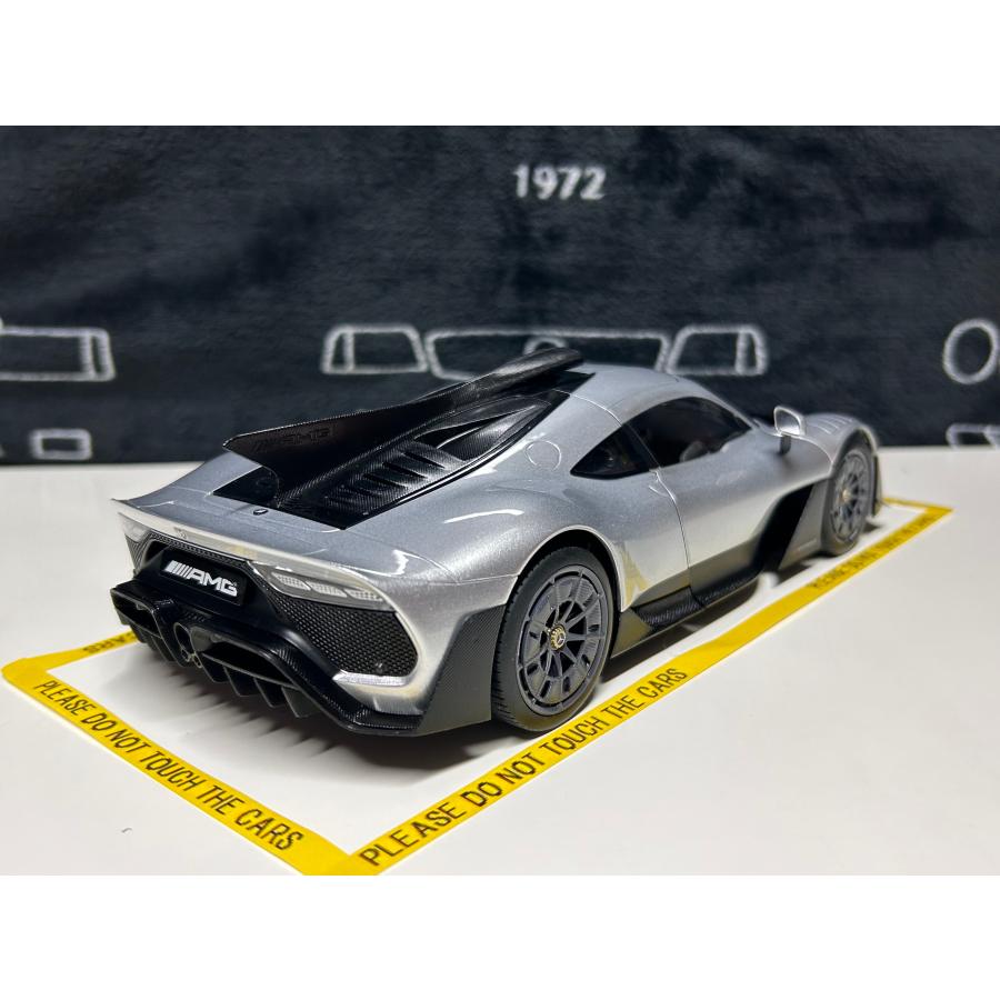 NZG 1/18 Mercedes Benz AMG One 2023 high tech silver　メルセデス　ベンツ　ディーラー限定品｜garage-forza｜02