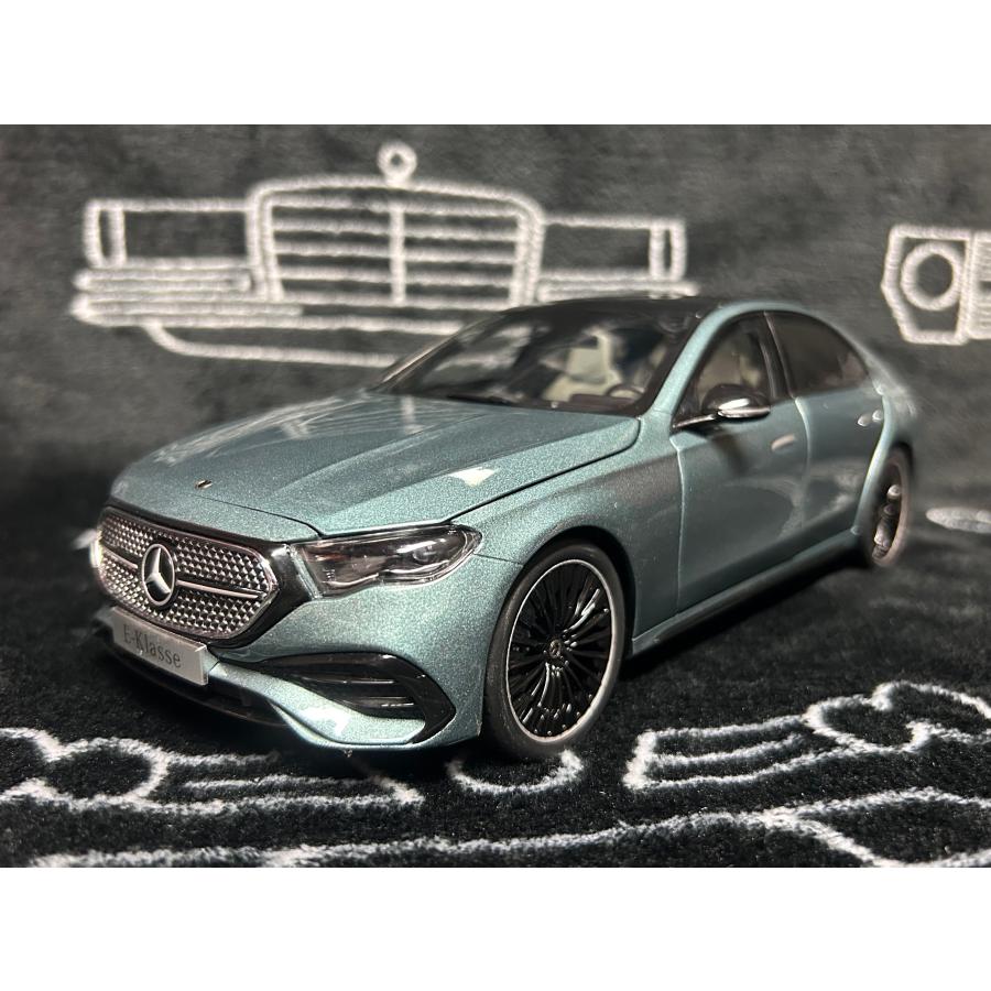 iScale iScale 1/18 Mercedes Benz E class W214 Sedan 2024 AMG Line