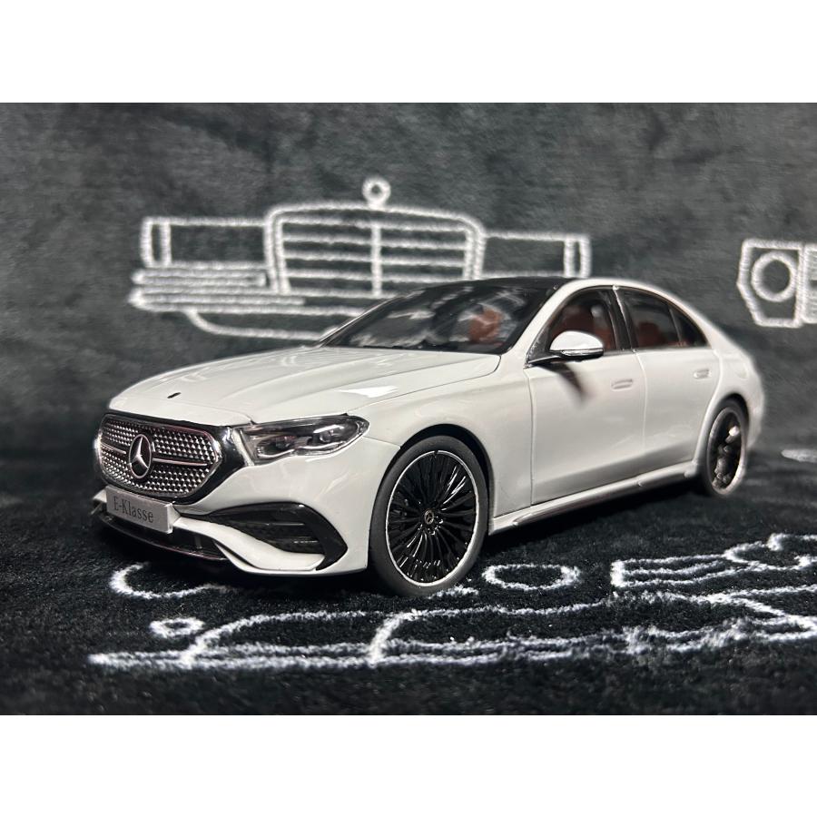iScale 1/18 Mercedes Benz E class W214 Sedan 2024 AMG Line iScale 1/18 Mercedes Benz E class W214 Sedan 2024 AMG Line