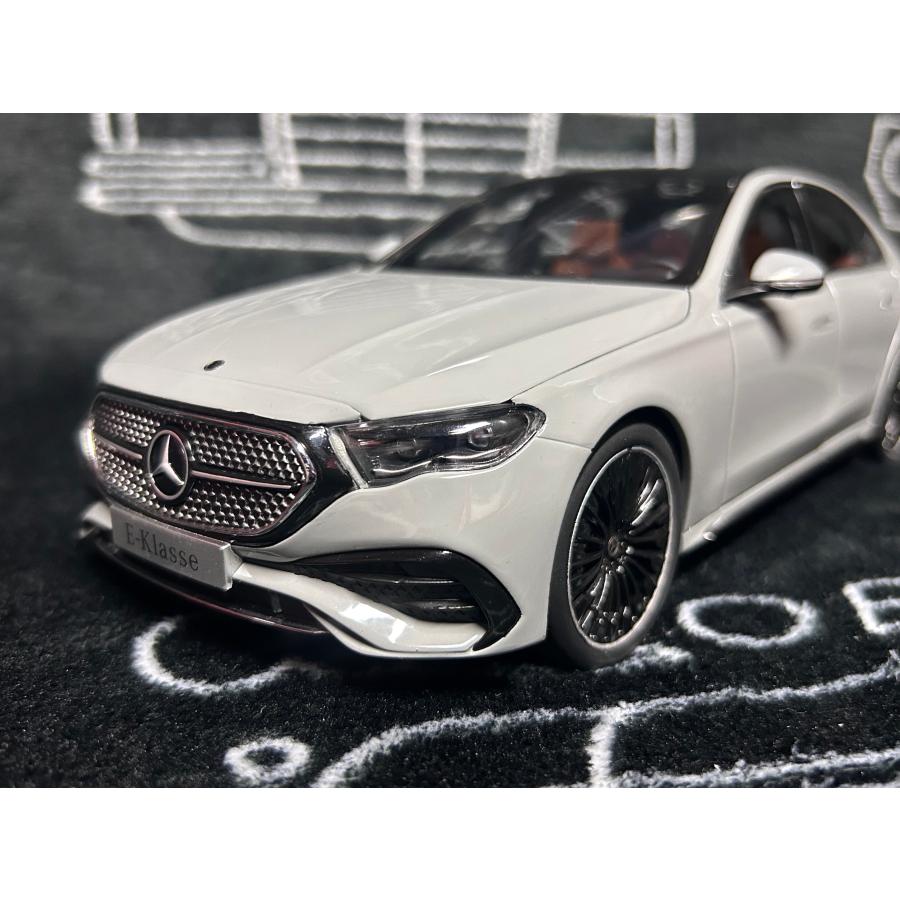 アイスケール iScale 1/18 Mercedes Benz E class W214 Sedan