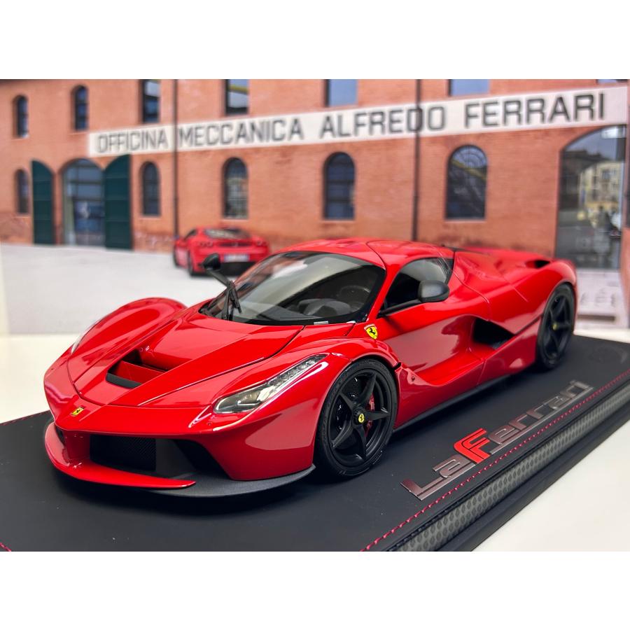 B.B.R 新発売！ BBR 1/18 Ferrari La Ferrari Rosso Corsa ルーフ同色