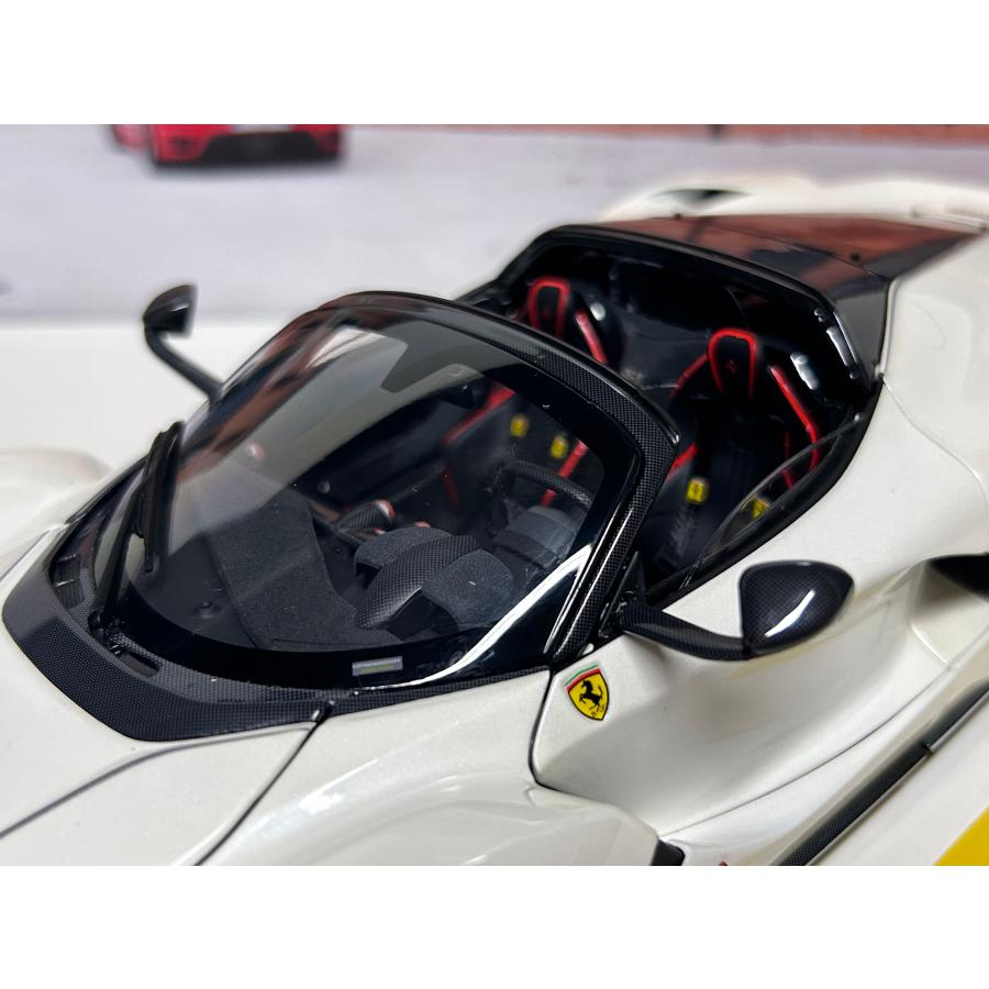 B.B.R BBR 1/18 Ferrari La Aperta Bianco Italia フェラーリ B.B.R BBR 1/18 Ferrari La Aperta Bianco Italia フェラーリ