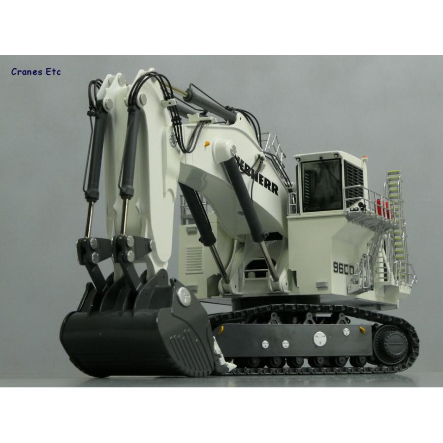 NZG 1/50 LIEBHERR R9600 ESCAVATORE CINGOLATO CAVA MINERARIA NZG 1/50 LIEBHERR R9600 ESCAVATORE CINGOLATO CAVA MINERARIA