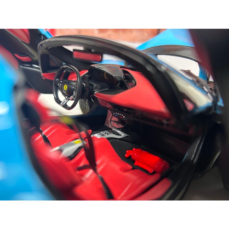 Bburago Burago signature 1/18 Ferrari Daytona SP3 closed Bburago Burago signature 1/18 Ferrari Daytona SP3 closed