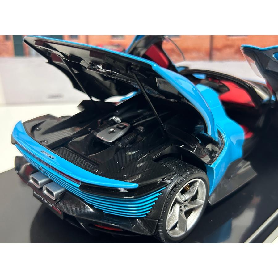 Bburago Burago signature 1/18 Ferrari Daytona SP3 closed Bburago Burago signature 1/18 Ferrari Daytona SP3 closed