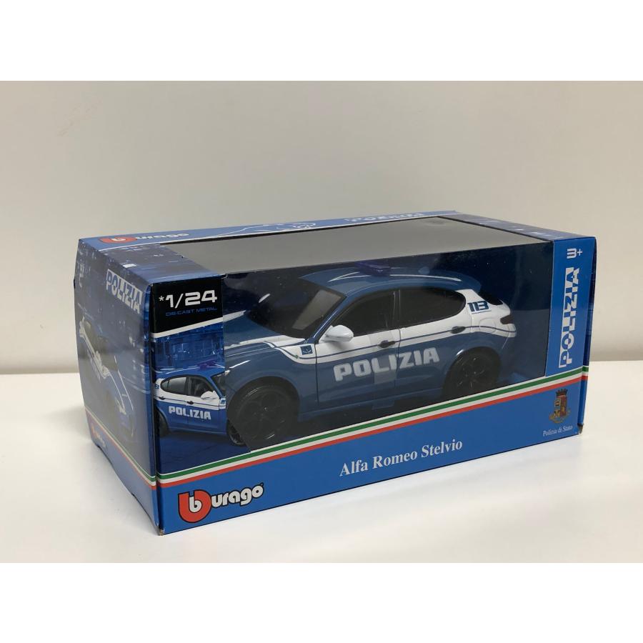 ブラーゴ　アルファロメオ156　1/24 パトカープラモ alfaromeo Bburago burago 1/24 ALFA ROMEO STELVIO POLIZIA 2017 現地限定