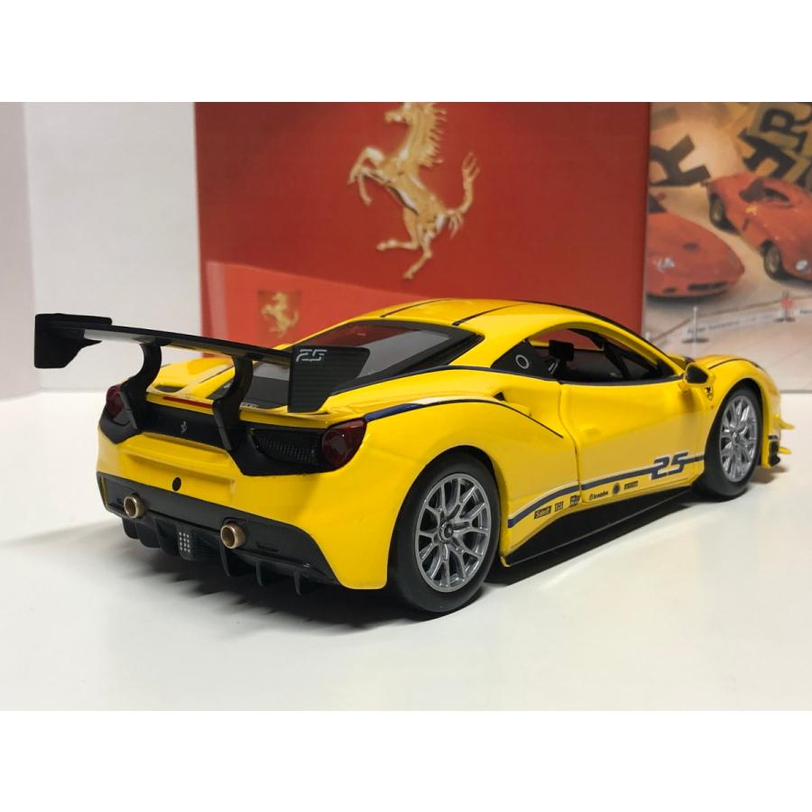 Bburago（ブラーゴ） Burago 1/24 Ferrari 488 Challenge #25 イエロー