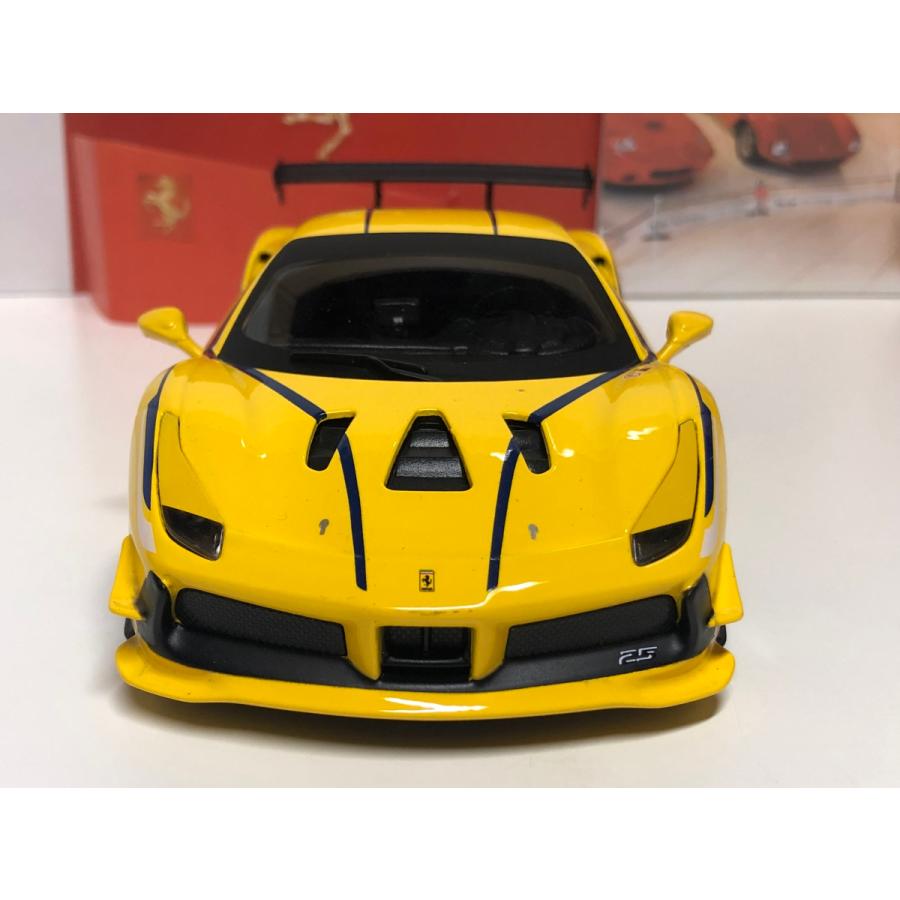 Bburago（ブラーゴ） Burago 1/24 Ferrari 488 Challenge #25 イエロー