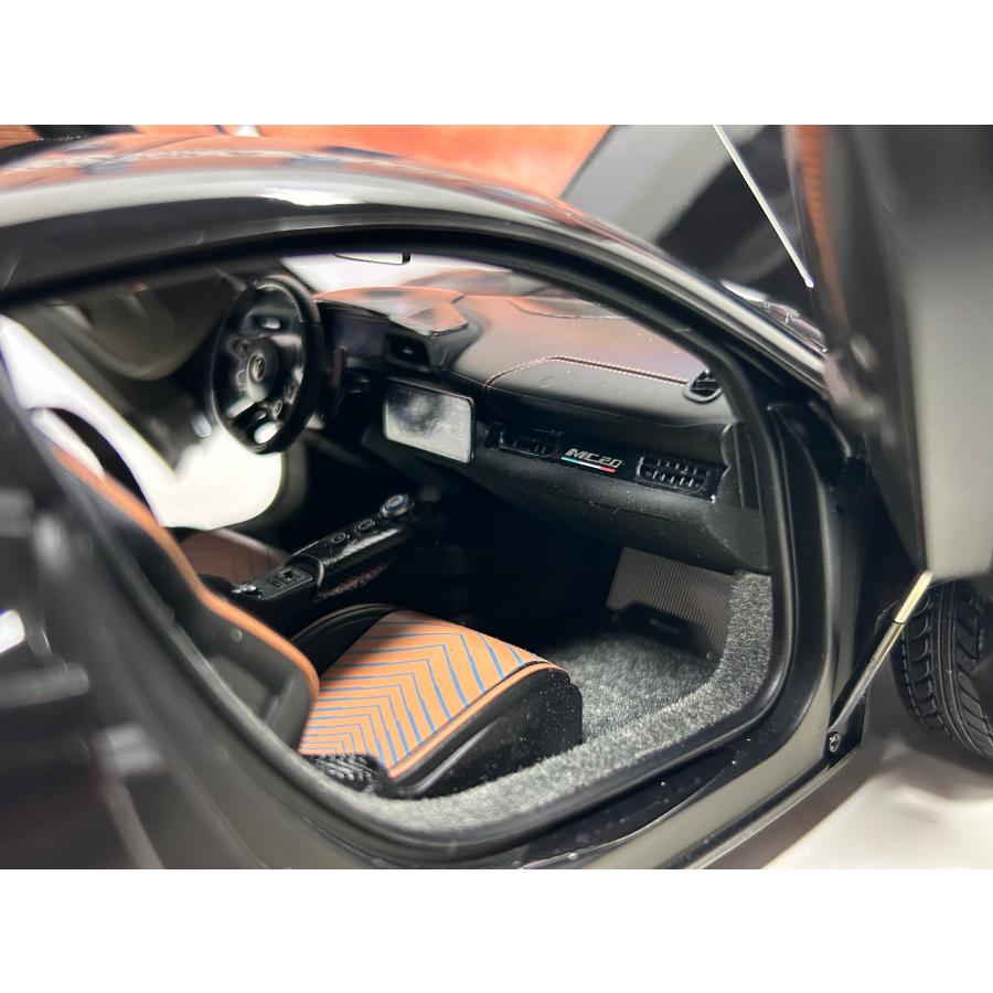 BBR 1/18 – Maserati MC20 Nero Enigma – Modèle De Collection – Neuf