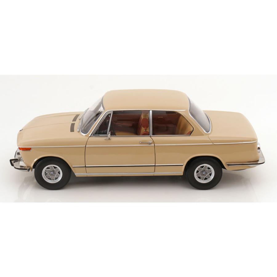 KK-Scale 1:18 BMW 1602 Series 1 Ano de construção 1971 bege KKDC181071