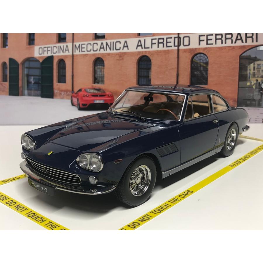 KK scale 1/18 Ferrari 330 GT 2+2 1964 ブルーメタリック　ダイキャスト製　フェラーリ