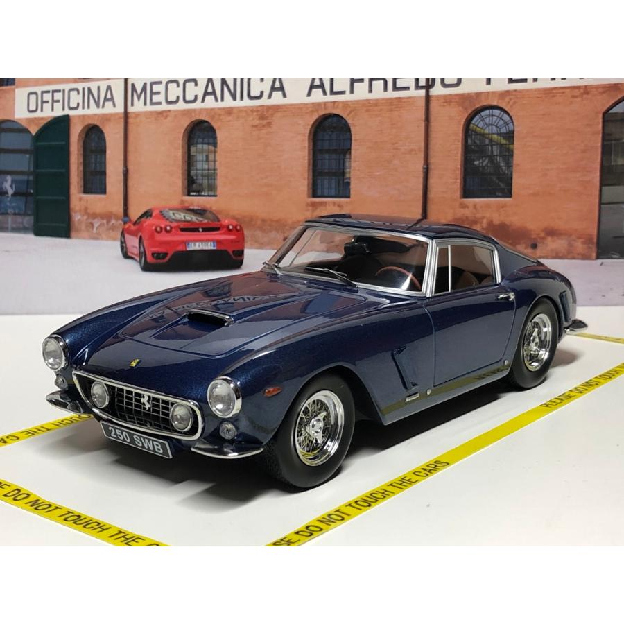 KK scale 1/18 Ferrari 250 GT SWB Passo Corto 1961 ブルーメタリック ダイキャスト製　フェラーリ