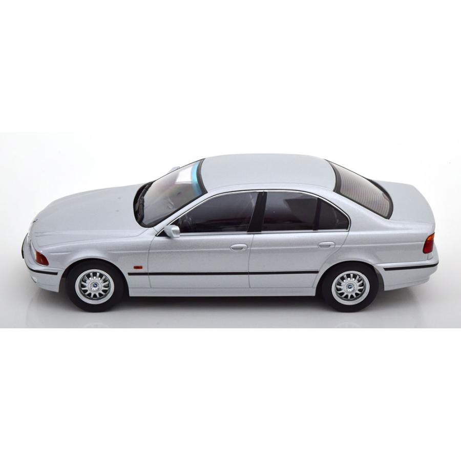  3シリーズ ミニカー シルバー 約1/18スケール KKスケール KK scale 1/18 BMW 530d E39 Saloon 1995 シルバー ダイ