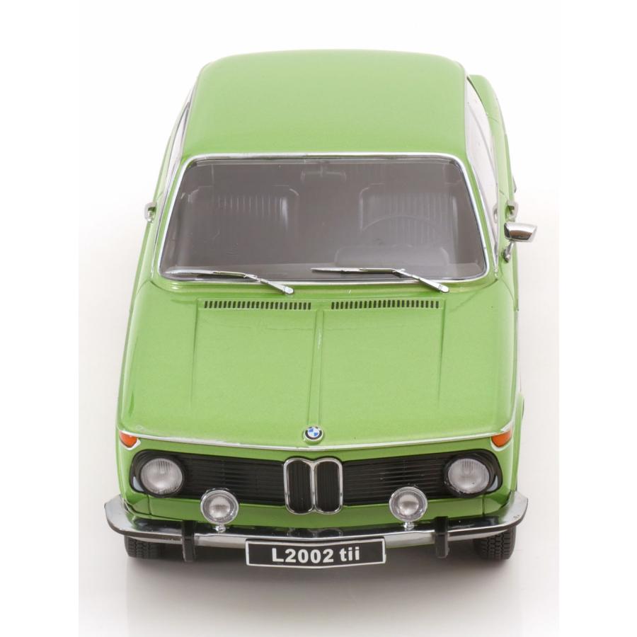 1:18 BMW L2002 tii - 1974 - Vert métallisé