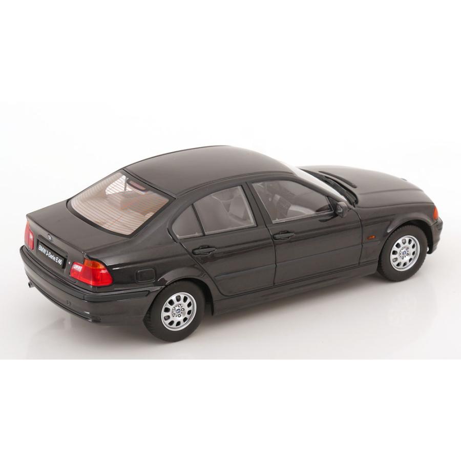 BMW E46 3シリーズ ミニカー 1/18 ディーラーモデル BMW E46 3シリーズ ミニカー 1/18 ディーラーモデル