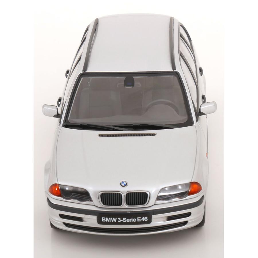 KK scale 1/18 BMW 3series E46 touring 1999 シルバー ダイキャスト製 ミニカーの画像