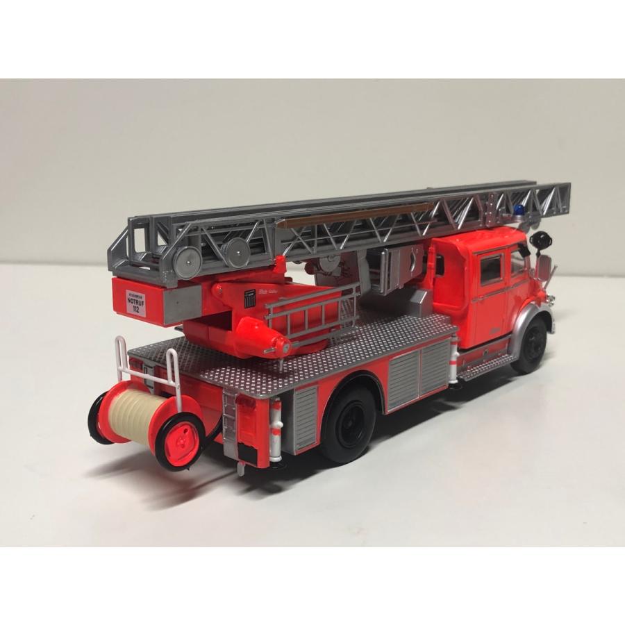 1/43 消防車コレクションばらし Mercedes Benz L1519 ハシゴ車