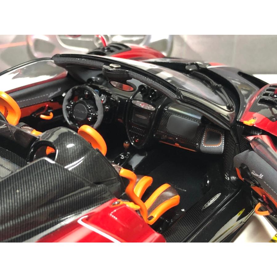 1/18 LCD Pagani Huayra パガーニウアイラBC Carbon 楽天市場】LCD-MODEL 1/18 パガーニ ウアイラ BC 2016 シルバー 開閉