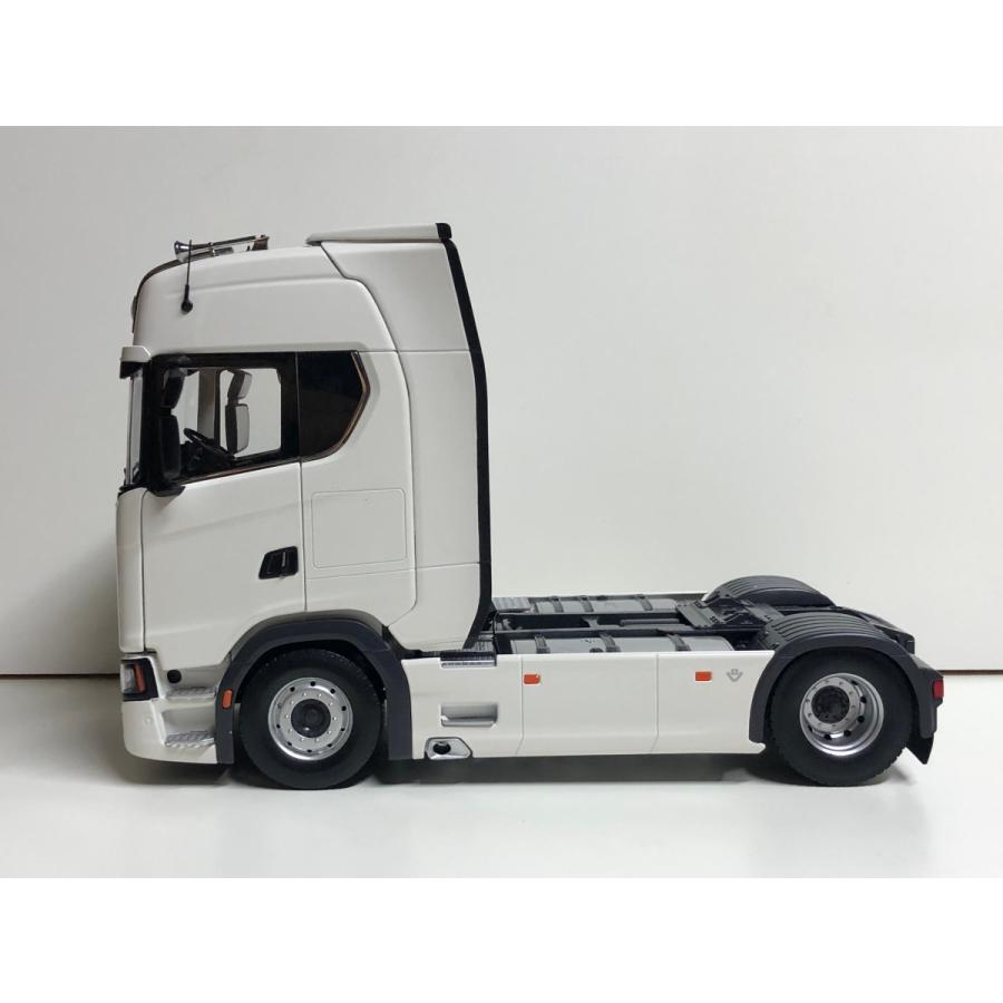 NZG 1/18 Scania V8 730S 4x2 Tractor ホワイト スカニア トレーラー