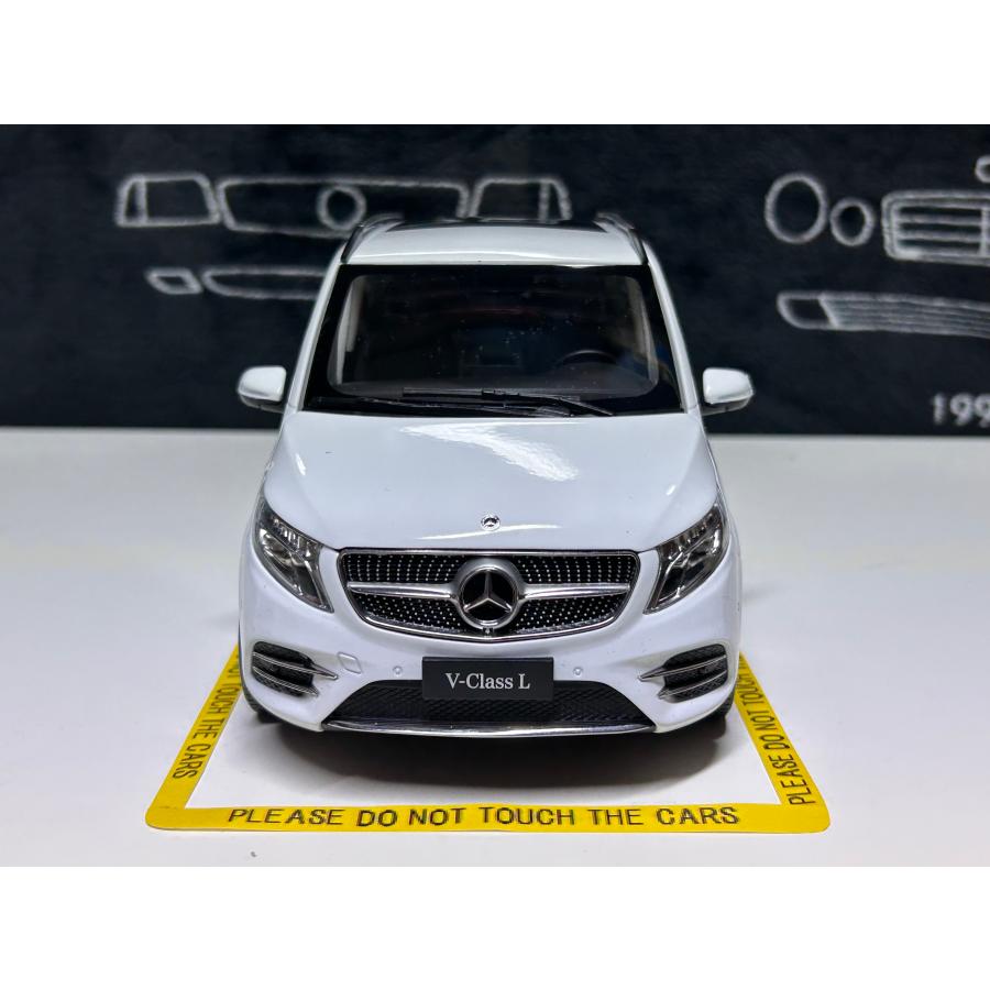 1/18 Mercedes Benz V class V260L ホワイト メルセデス ベンツ 海外