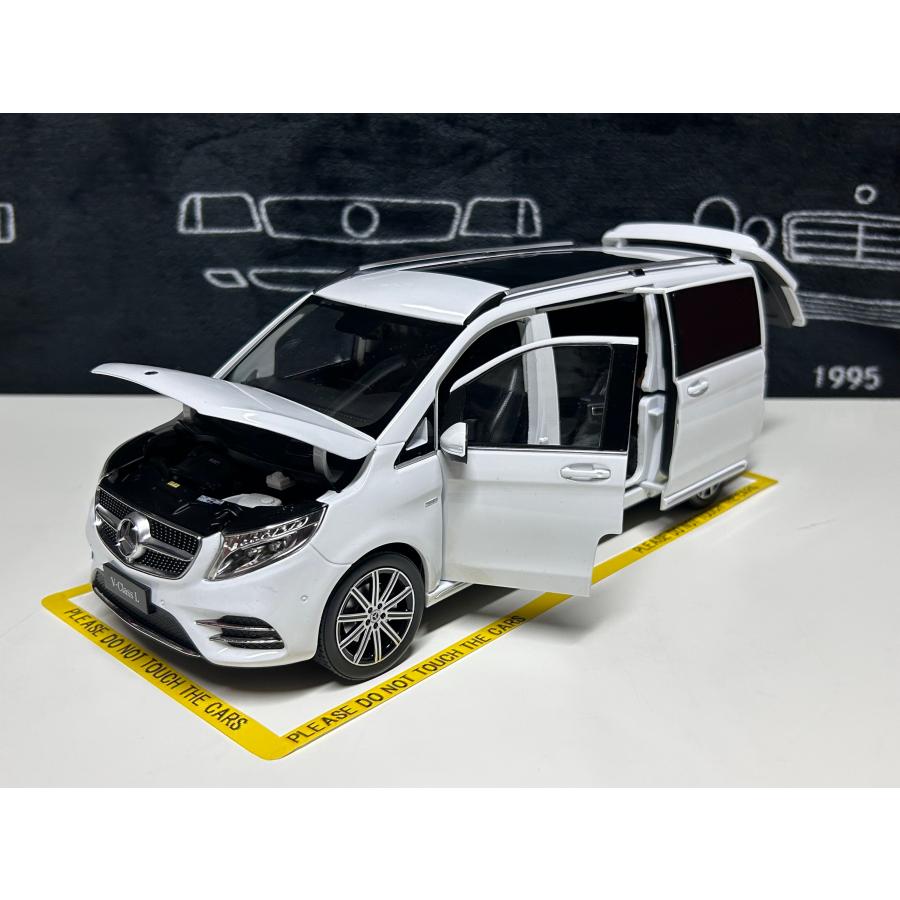 1/18 Mercedes Benz V class V260L ホワイト メルセデス ベンツ 海外