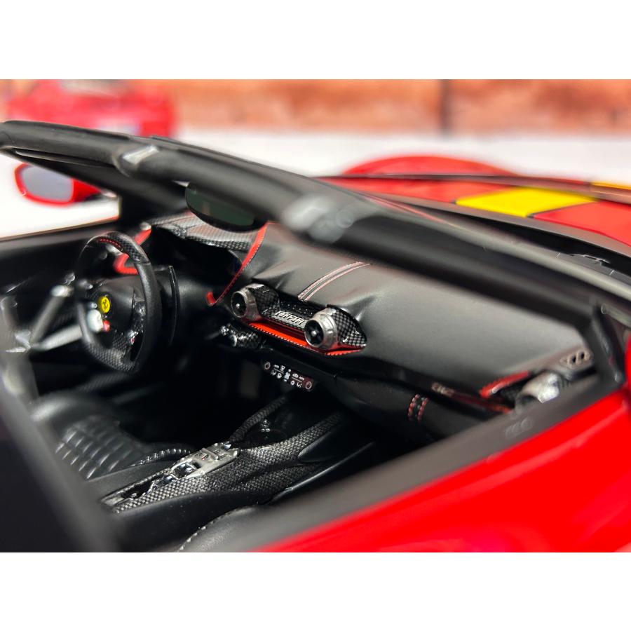 Ferrari 812 Competizione A Rosso Corsa 322 1/18 P18209C2 BBR MODEL