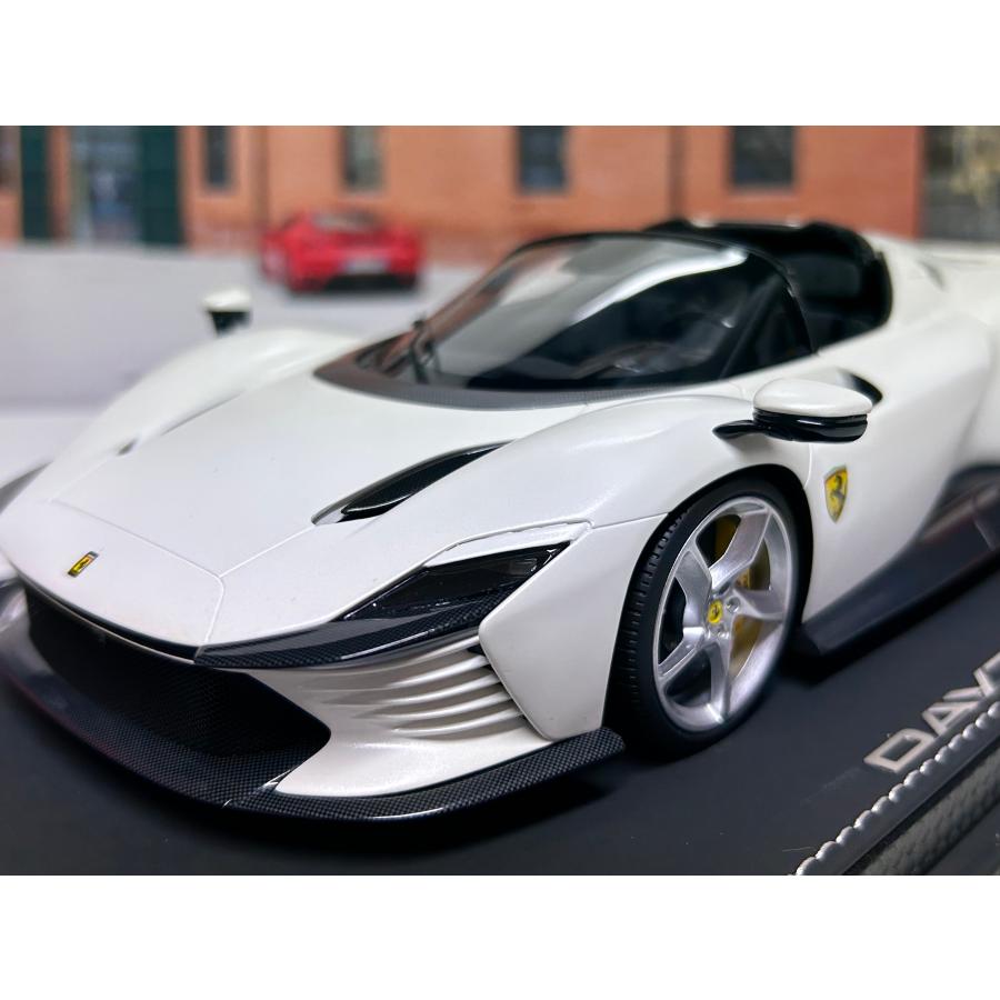 B.B.R BBR 1/18 Ferrari Daytona SP3 Icona series Bianco