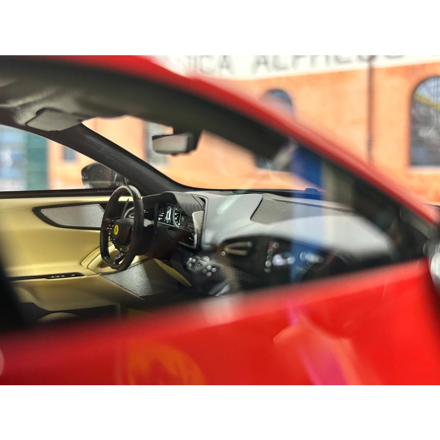 B.B.R BBR 1/18 Ferrari Purosangue Rosso mugello パノラミックルーフ