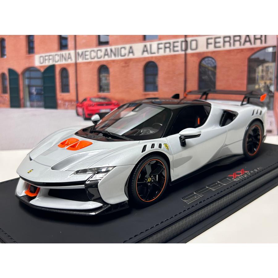 B.B.R BBR 1/18 Ferrari SF90 XX Stradale Artic White B.B.R BBR 1/18 Ferrari SF90 XX Stradale Artic White