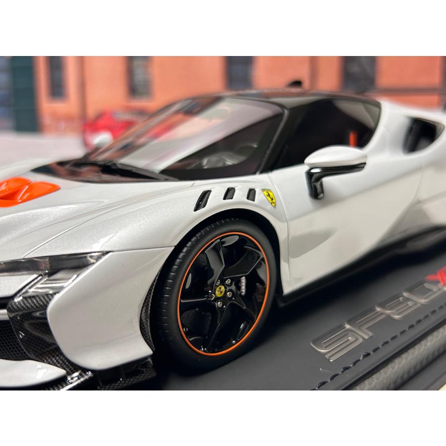 B.B.R BBR 1/18 Ferrari SF90 XX Stradale Artic White B.B.R BBR 1/18 Ferrari SF90 XX Stradale Artic White