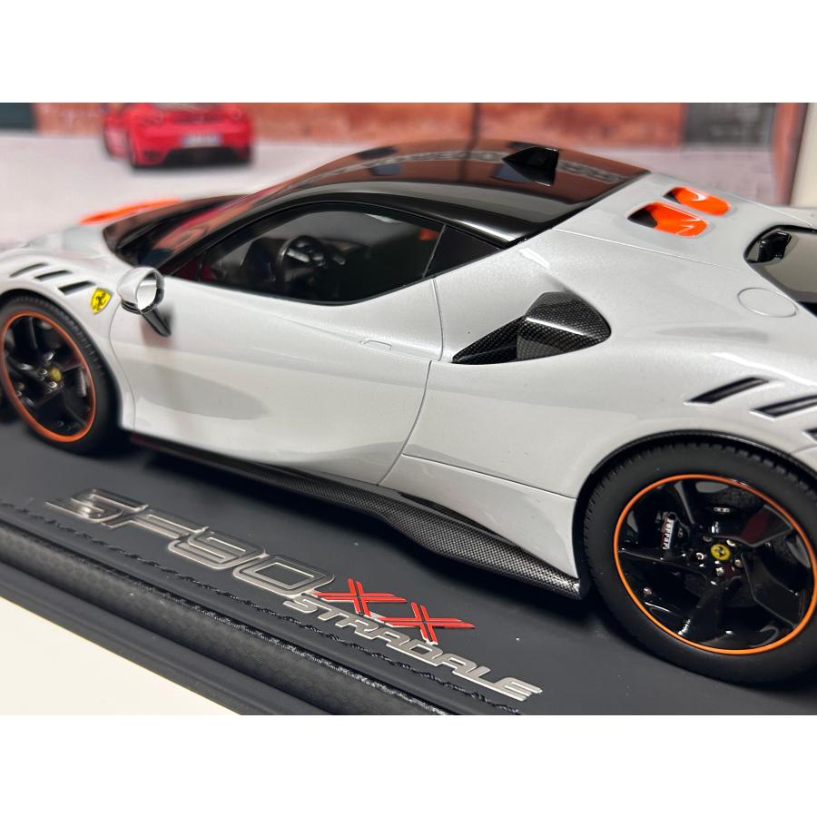 B.B.R BBR 1/18 Ferrari SF90 XX Stradale Artic White B.B.R BBR 1/18 Ferrari SF90 XX Stradale Artic White