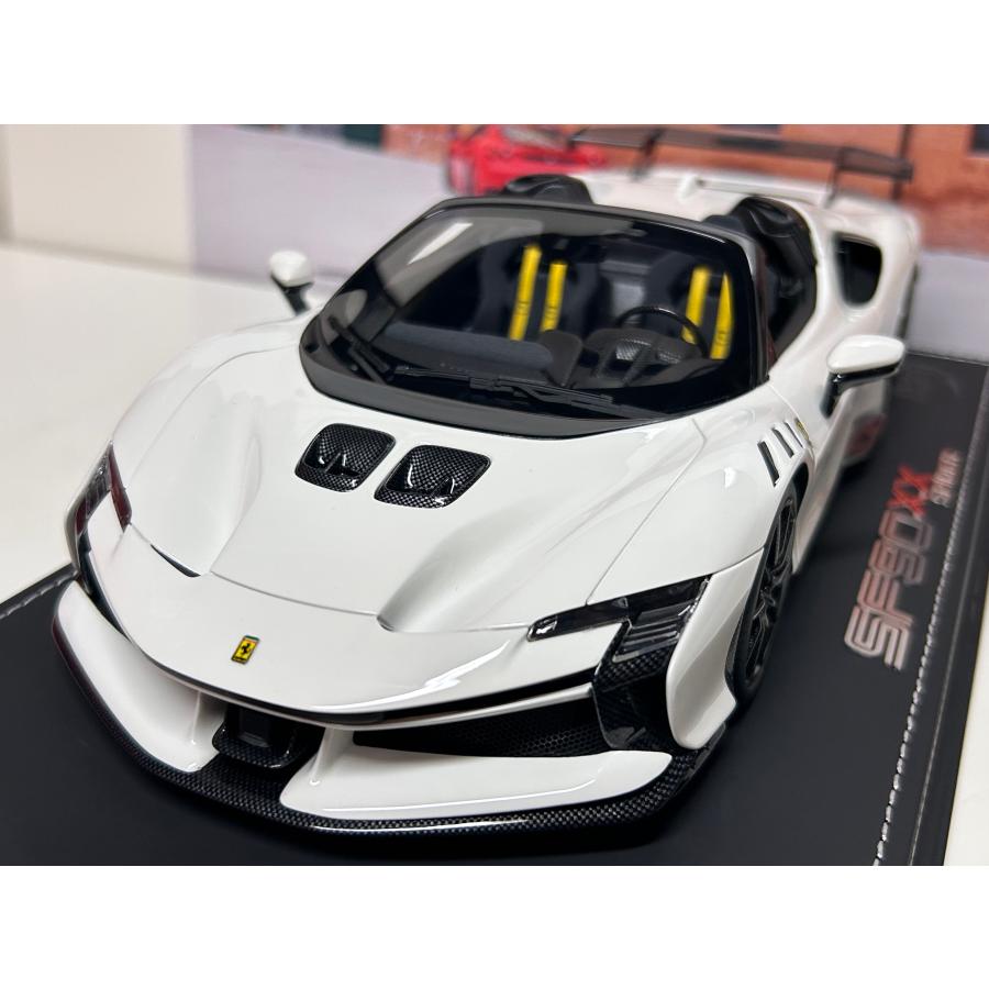 フェラーリ Ferrari SF90 STRADALE ミニカー B.B.R BBR 1/18 Ferrari SF90 XX Spider Bianco Cervino