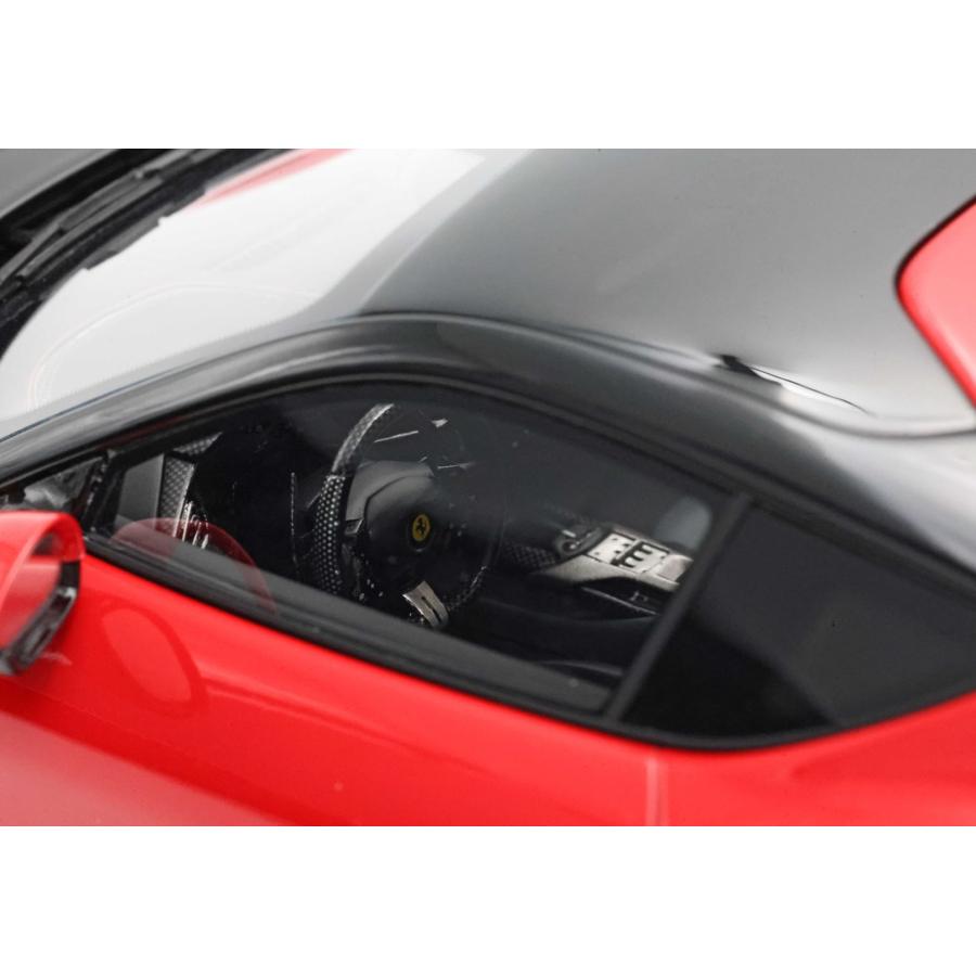 B.B.R 新発売！ BBR 1/18 Ferrari 12 Cilindri Panoramic roof Rosso