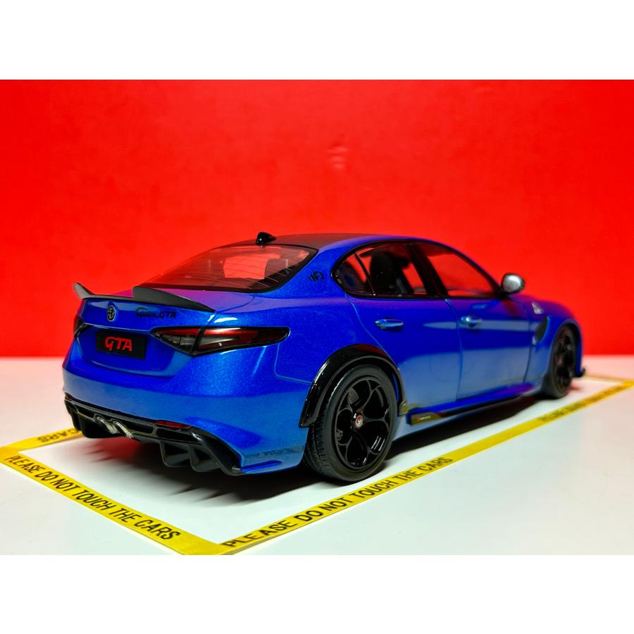 SOLIDO solido 1/18 Alfa Romeo Giulia GTA 2022 ブルーメタリック